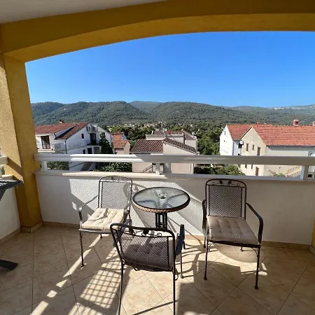 Ana Apartment