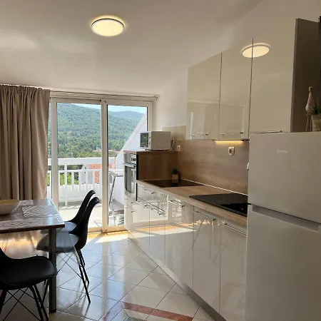 Ana Apartment