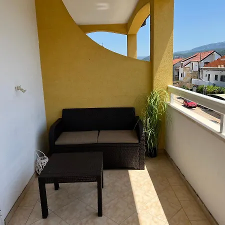 Apartment Ana