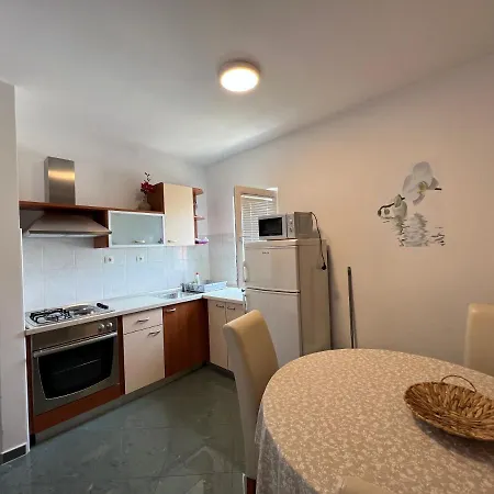 Apartment Ana