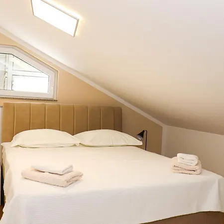 Apartment Ana Stari Grad (Hvar)