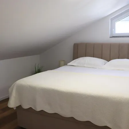 Apartment Ana Stari Grad (Hvar)