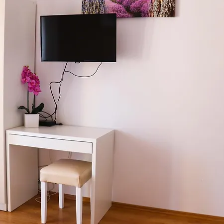 Ana Apartment