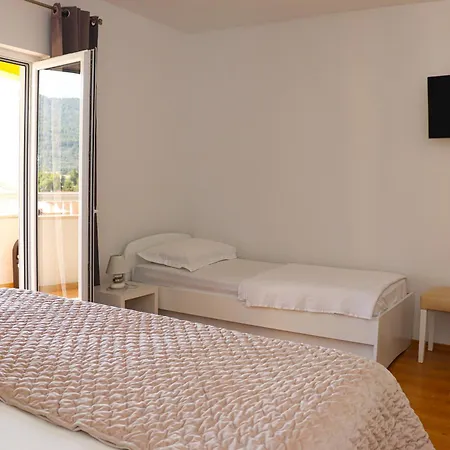 Apartment Ana Stari Grad (Hvar)