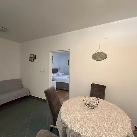 Apartment Ana Stari Grad (Hvar)