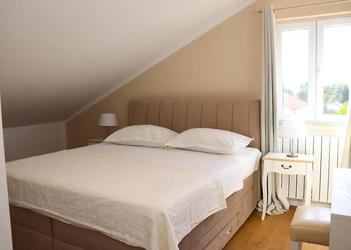 Ana Apartament