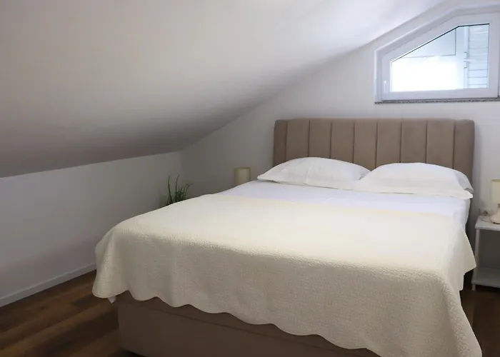 Apartament Ana Stari Grad (Hvar)
